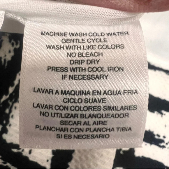 Black Label by Evan Picone Black & White Pleated Fit & Flare Dress Size 8 - Picture 9 of 13